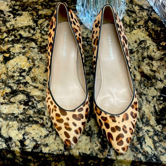 Calf hair leopard print heels. - Picture 1 of 5